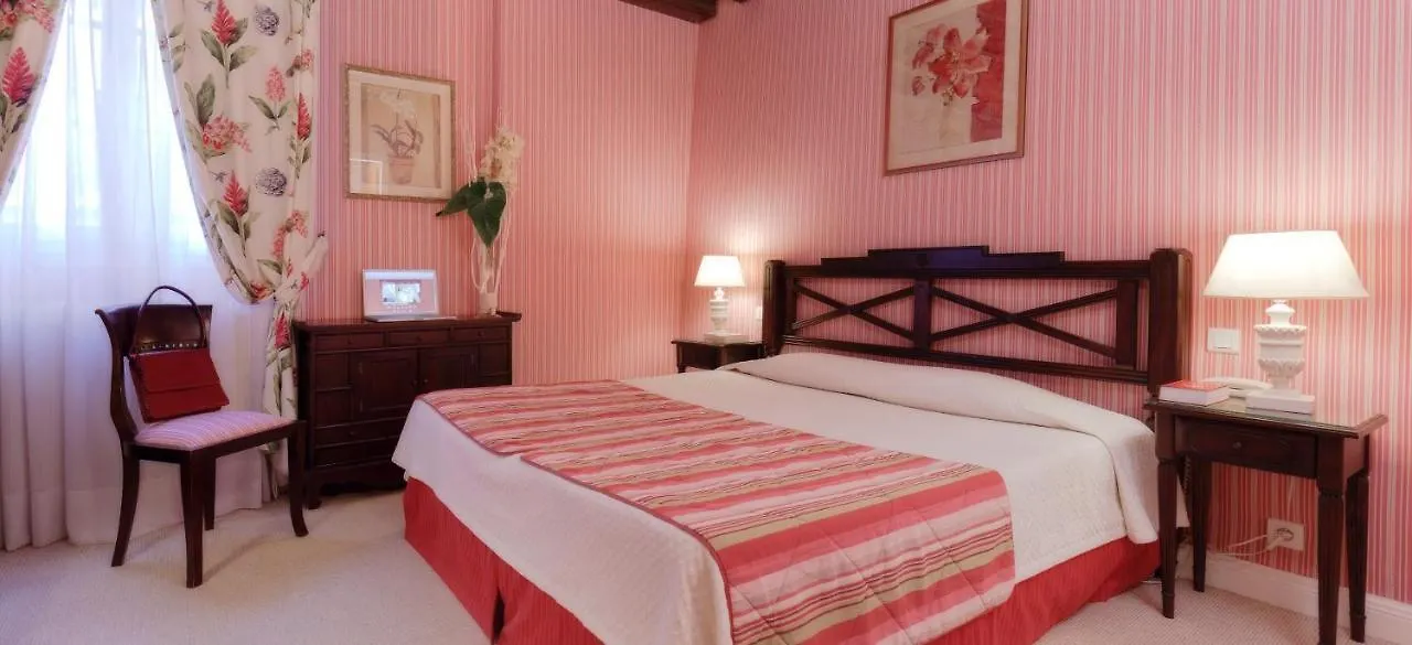 Hotel Beaubourg Paryż 3*,