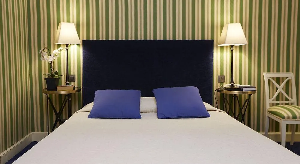 Hotel Beaubourg Paris