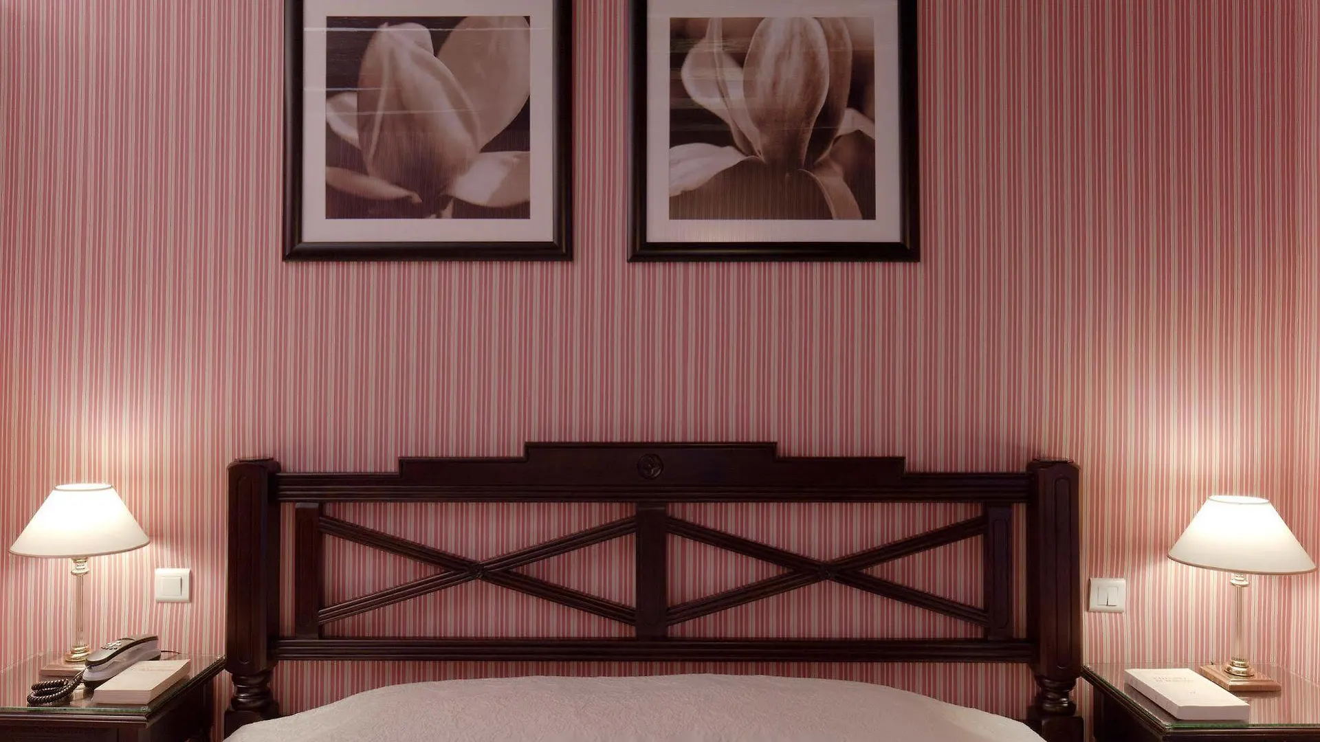Hotel Beaubourg Paris 3*,